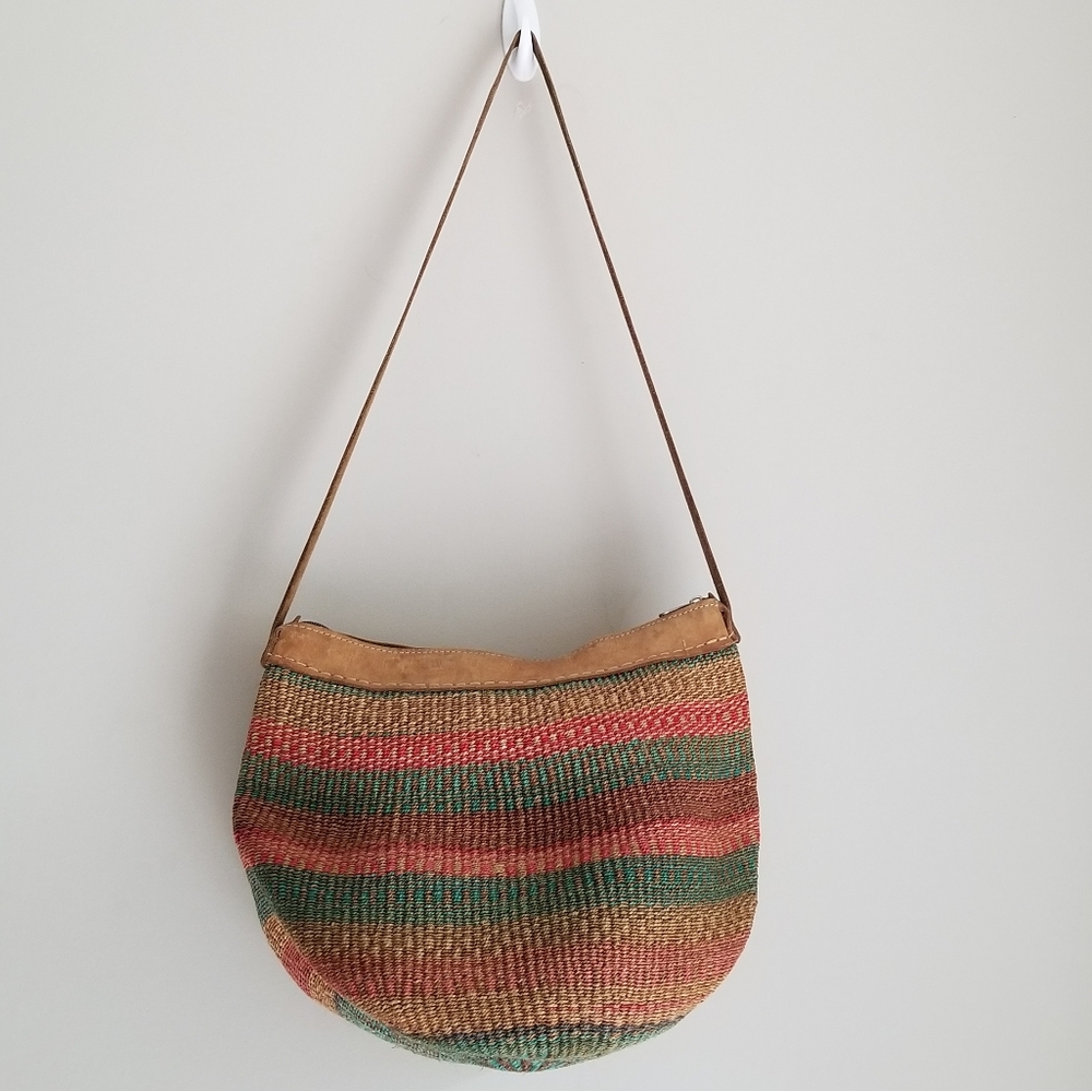 Kiondo Bag. Sisal woven bag with leather trimming